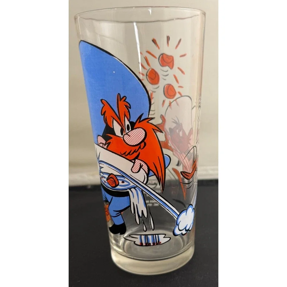 Yosemite Sam Speedy Gonzales Looney Tunes Pepsi Glass‎ Gold Panning Vintage USA